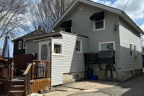 45 Lake Street, St. Catharines, ON L2R 5W9