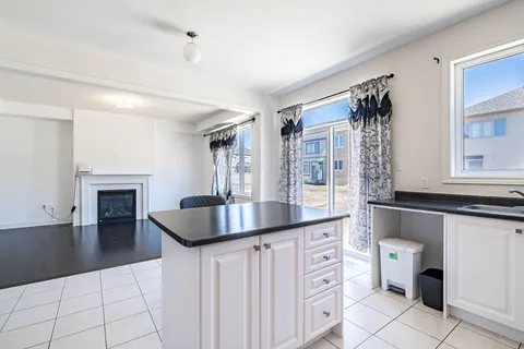 533 Red Elm Road, Shelburne, ON L9V 3Y6