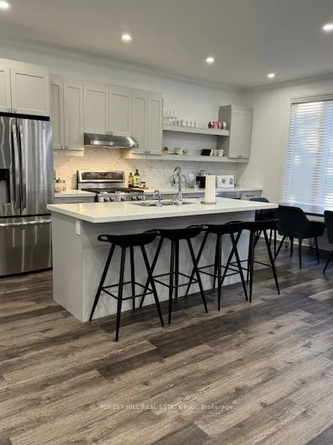 220 Collingwood Street, Kingston, ON K7L 3X8