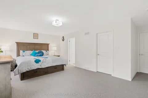 1899 Boardwalk Way, London South, ON N6K 0A5