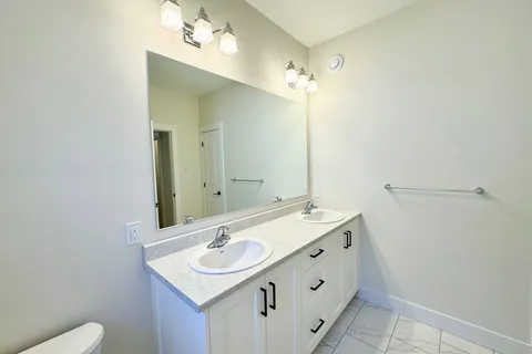11 Nyah Court, Kincardine, ON N0G 2T0