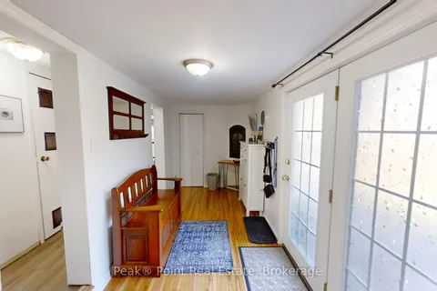 32 SUSSEX Square, Georgian Bluffs, ON N4K 5N5