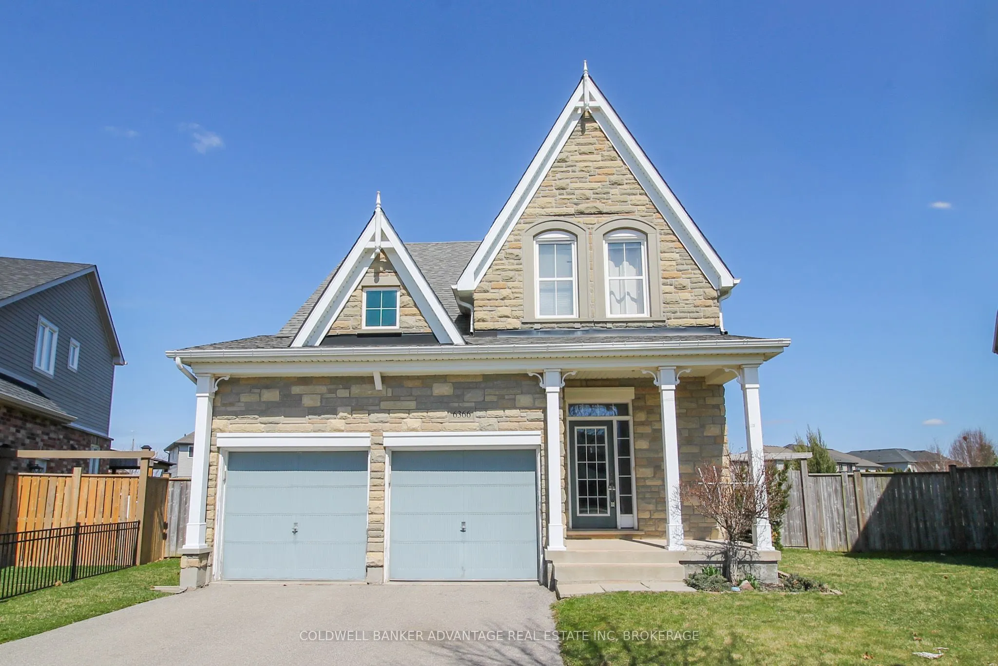 6366 Dilalla Crescent, Niagara Falls, ON L2H 0C9