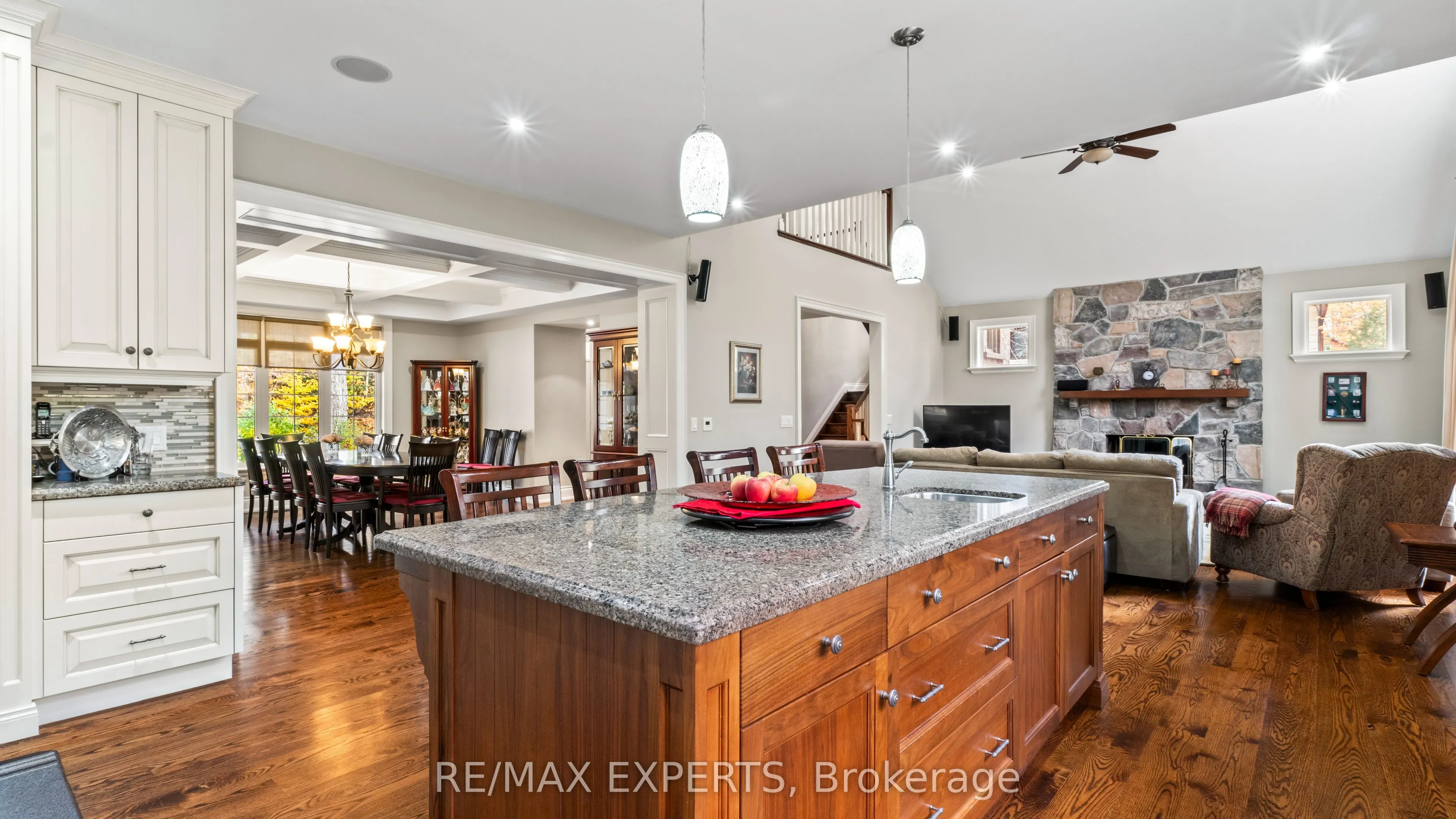 431 Manley Crescent, South Bruce Peninsula, ON N0H 2G0