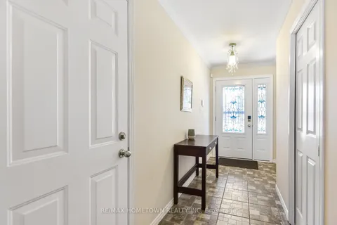221 BELEY Street, Brockville, ON K6V 7J7