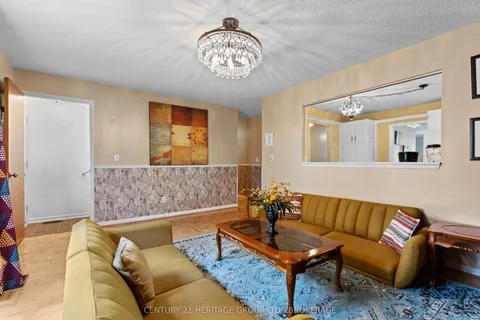 785 Allum Avenue, Kingston, ON K7M 7A3