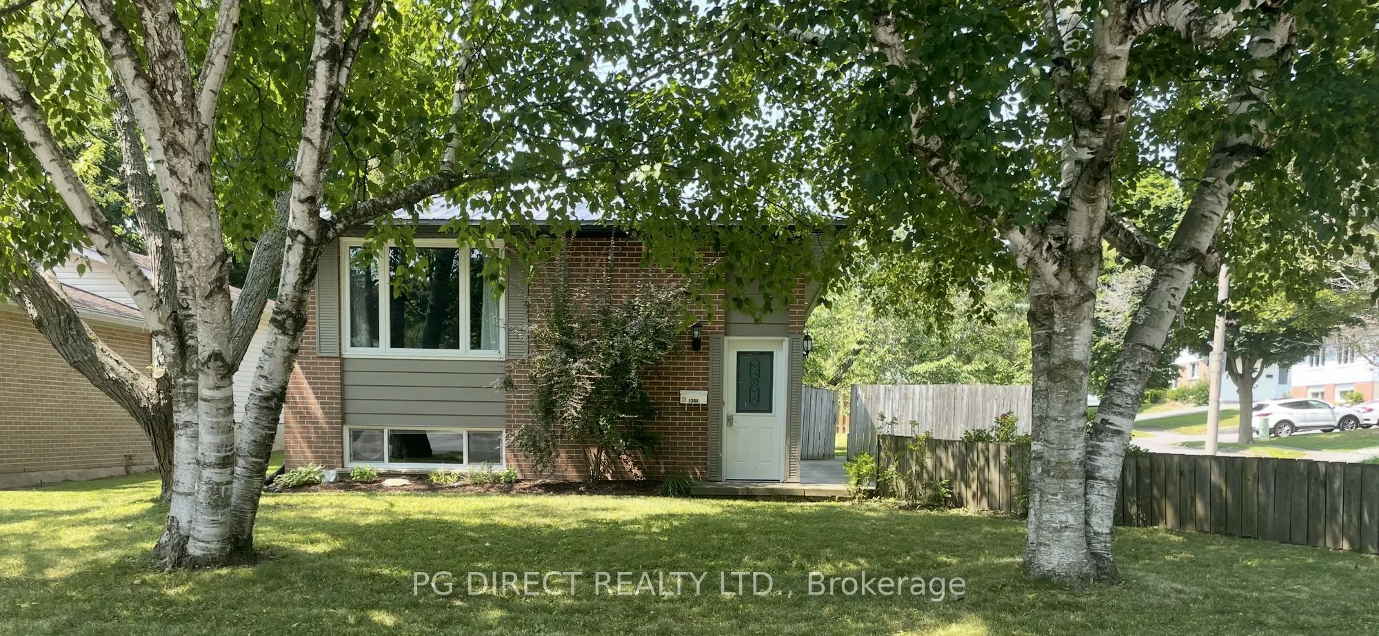 124 Calderwood Drive, Kingston, ON K7M 6M3
