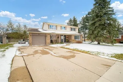 21 Sherwood Crescent, South Huron, ON N0M 1S1