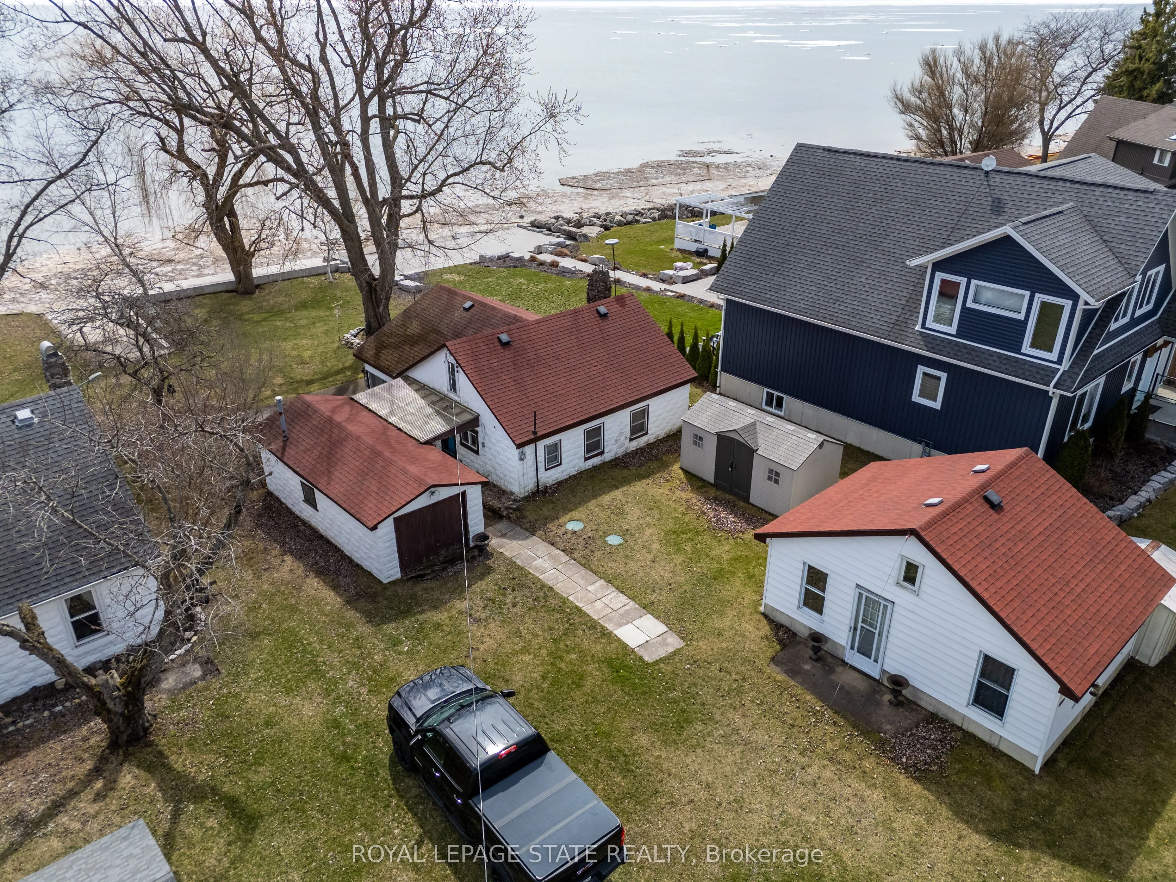 11273 Harbourview Road, Wainfleet, ON L3K 5V4