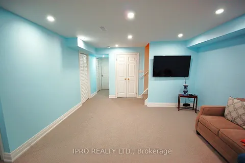 174 Maclachlan Avenue, Haldimand, ON N3W 0E1