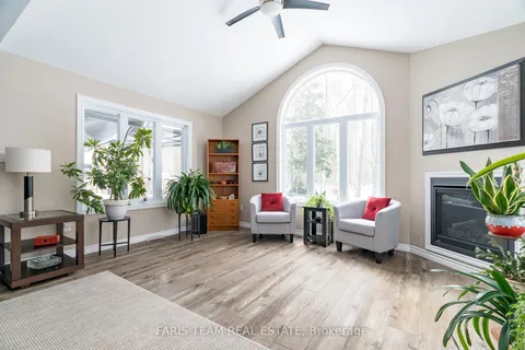 145 Pineridge Gate, Gravenhurst, ON P1P 1Z1