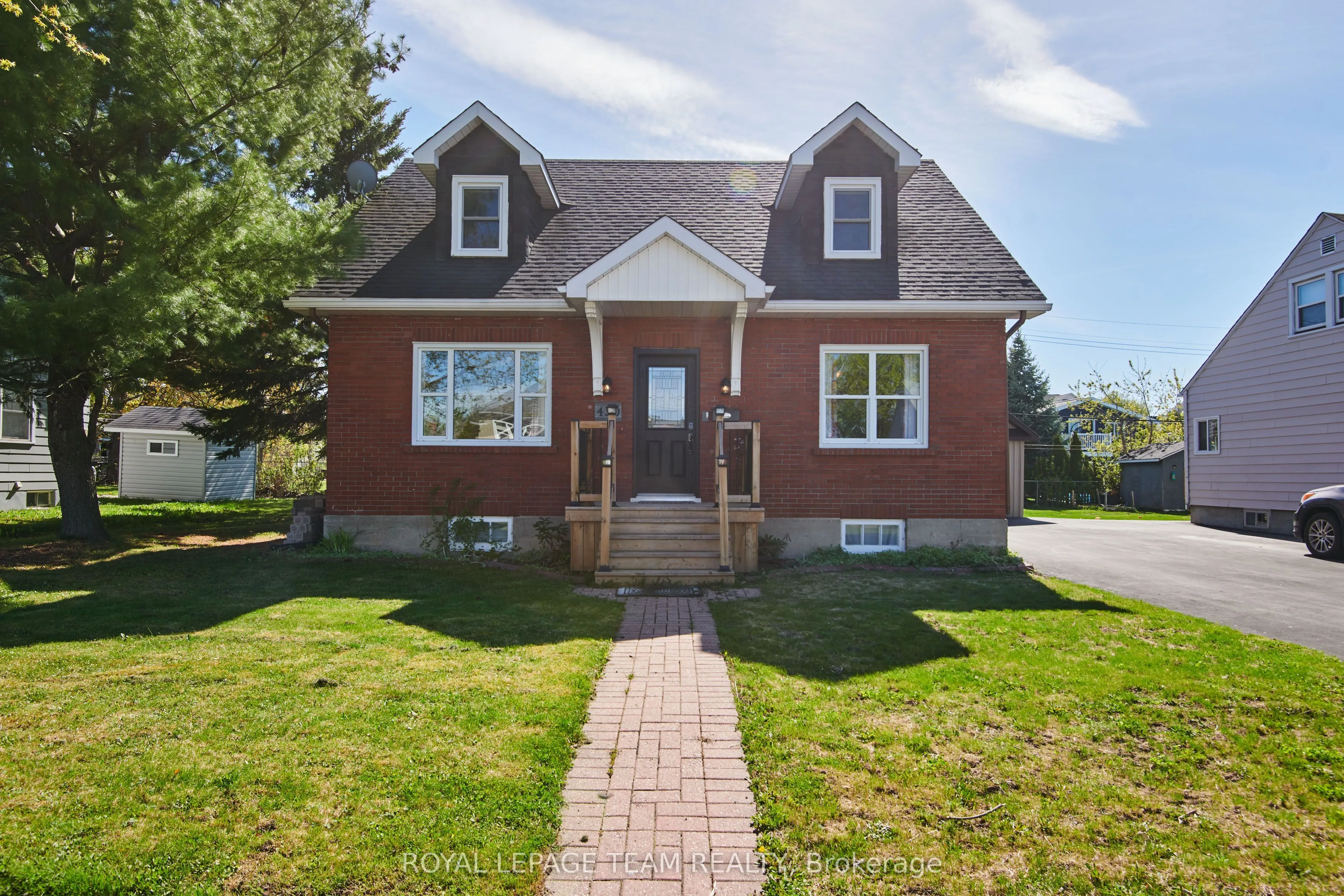 450 DOMINION Street, Renfrew, ON K7V 1H6