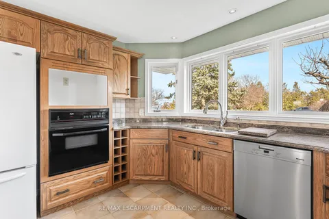 3503 Lakeshore Road, Lincoln, ON L3J 0X1