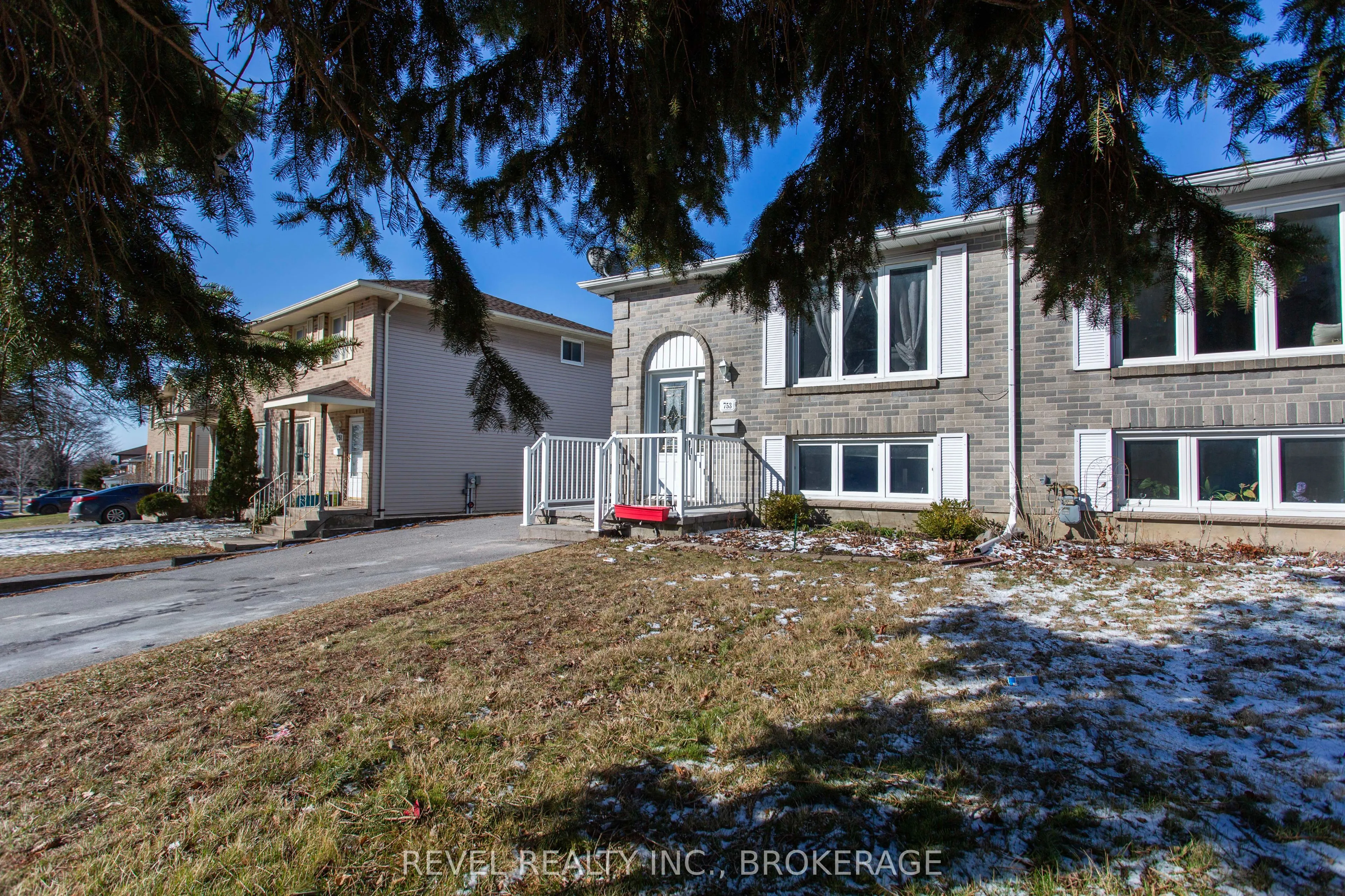 753 Ridley Drive, Kingston, ON K7P 2A6