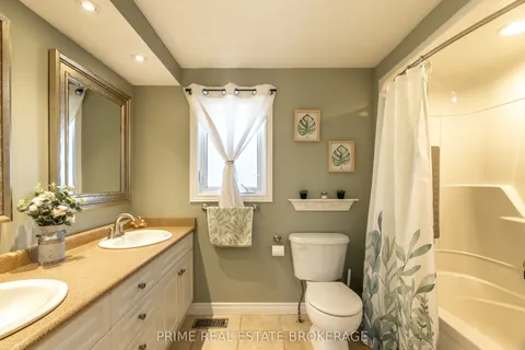 147 Crystal Drive, Chatham-Kent, ON N7M 3C8