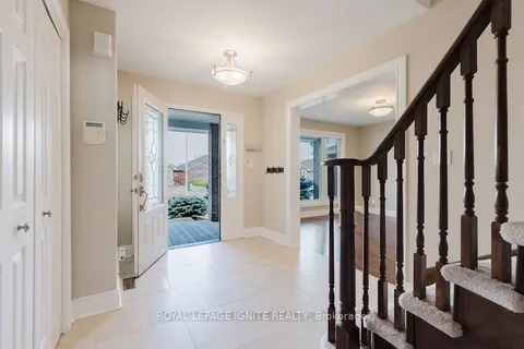 99 Hickory Grove, Belleville, ON K8N 5Z2