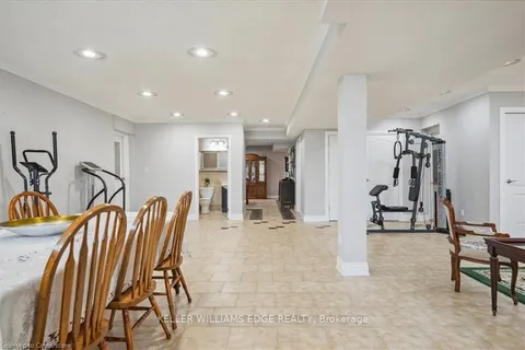 9893 Dickenson Road, Hamilton, ON L0R 1W0