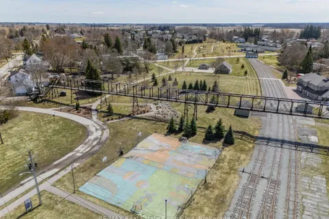 186 Bridge Crescent, Minto, ON N0G 2P0