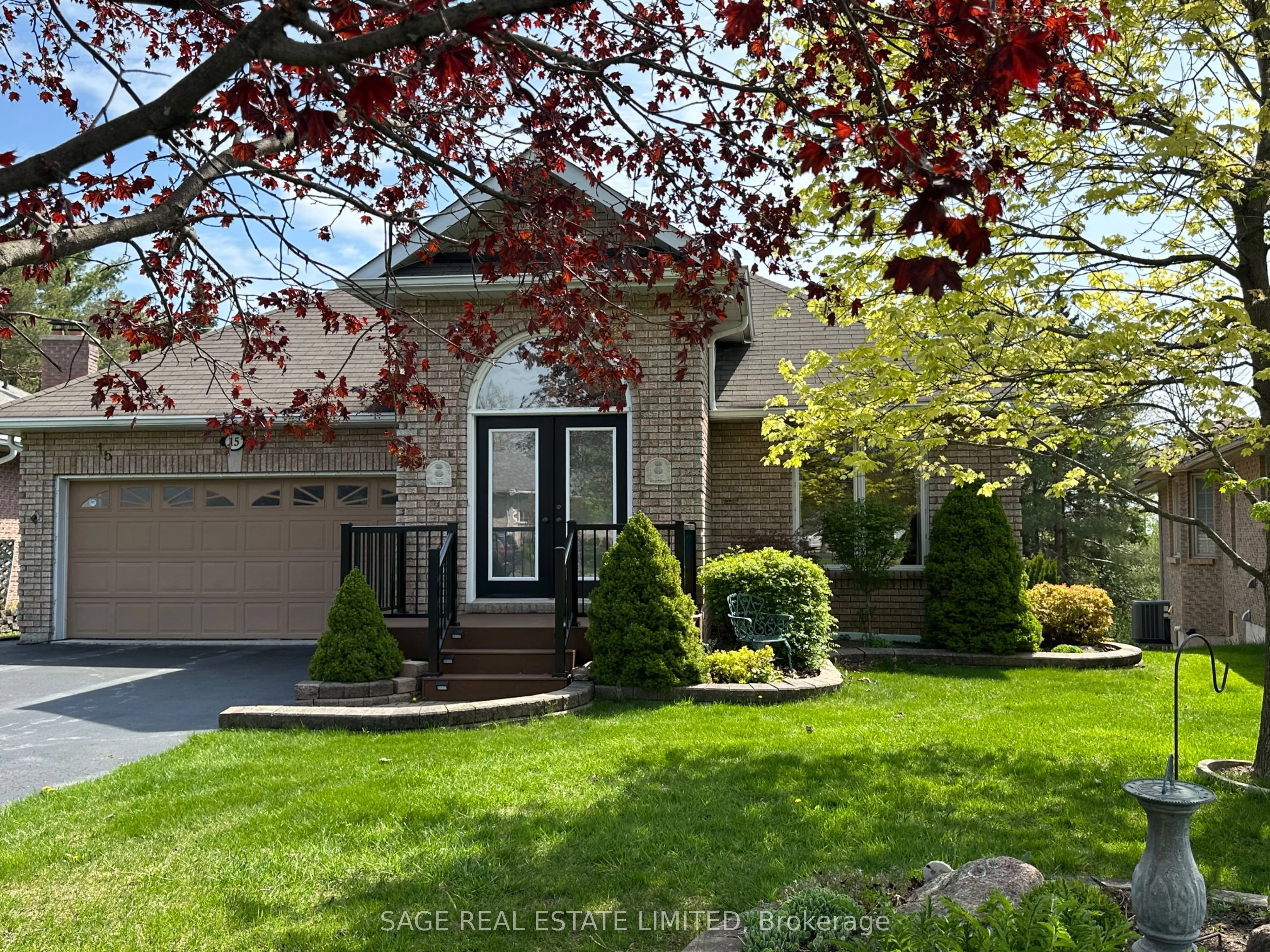 15 Hillview Drive, Kawartha Lakes, ON K0M 1A0