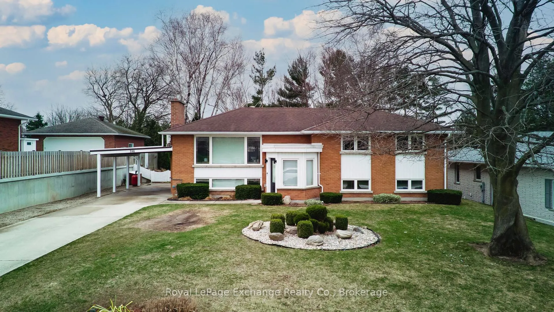 398 Kingsway Street, Kincardine, ON N2Z 1W3