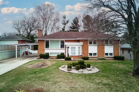 398 Kingsway Street, Kincardine, ON N2Z 1W3