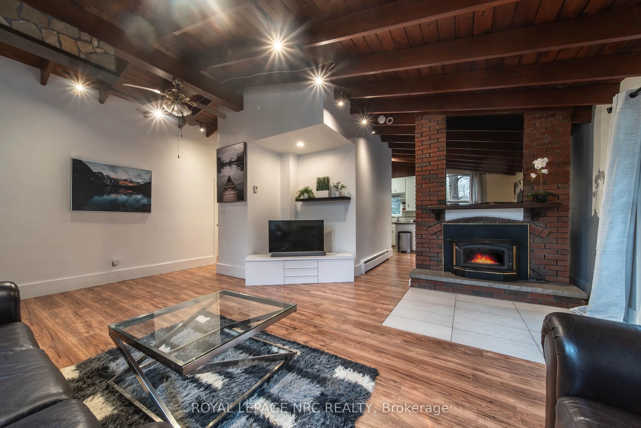 163 MAPLE LEAF Avenue, ON L0S 1N0