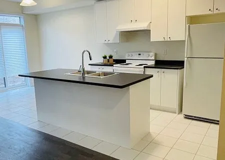 125 Keelson Street, Welland, ON L3B 0M4