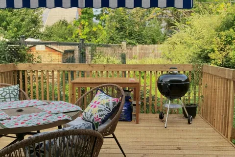 1613 Digby Street, Alta Vista and Area, ON K1G 0P5