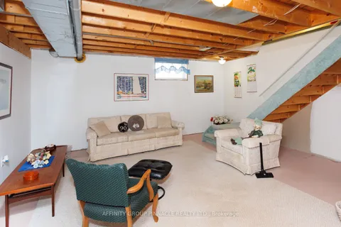 16 Hillview Drive, Kawartha Lakes, ON K0M 1A0