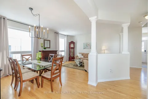 145 Redcliff Avenue, Barrhaven, ON K2J 5J7