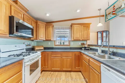 56 CREEKSIDE Circle, Kawartha Lakes, ON K0M 1L0
