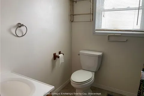 247 Broadway Street, Kincardine, ON N2Z 2X9