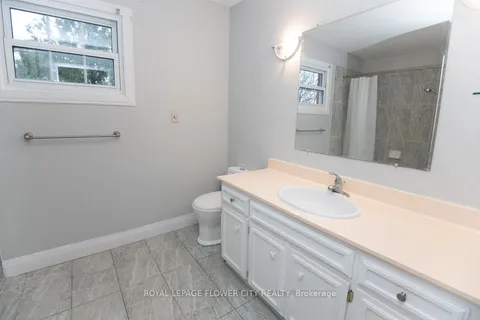 571 Sandra Crescent, Chatham-Kent, ON N8A 2C8