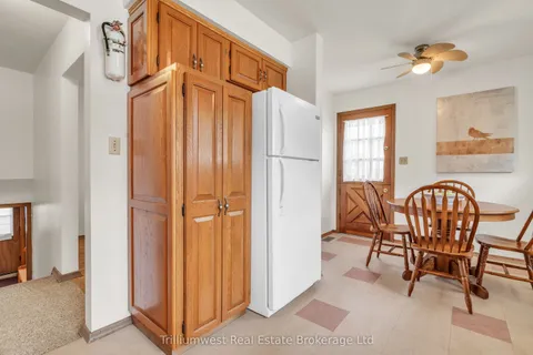 27 Cedar Street, Guelph, ON N1G 1B9