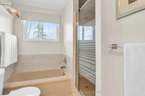 27 Cedar Street, Guelph, ON N1G 1B9