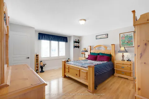 44 Orchard Drive, Mono, ON L9W 6L6