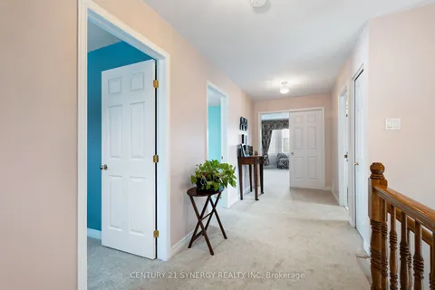 235 STATION Boulevard, Alta Vista and Area, ON K1G 6L8