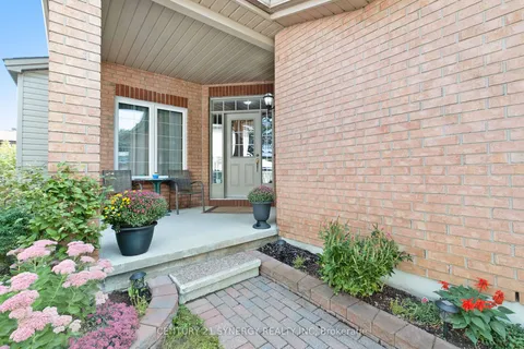 235 STATION Boulevard, Alta Vista and Area, ON K1G 6L8