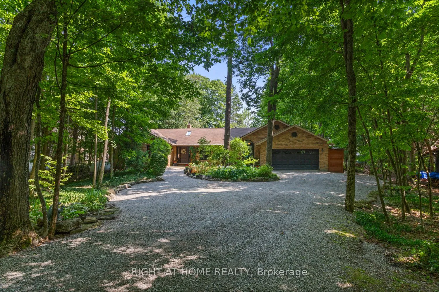 60 McGregor Drive, Kawartha Lakes, ON K0M 1A0