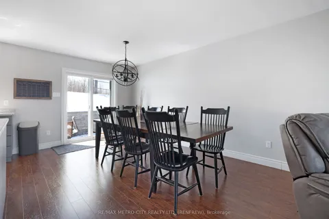 148 Haramis Drive, Renfrew, ON K7V 4M8