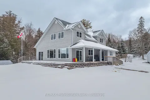 2901 Limberlost Road, Lake of Bays, ON P1H 2J6
