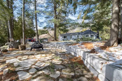 2077 White Lake Road, Douro-Dummer, ON K0L 2H0