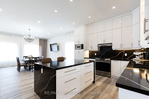 226 Larocque Road, North Bay, ON P1B 8G3