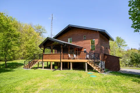 1107 FALKENBURG Road, Bracebridge, ON P1L 1X4