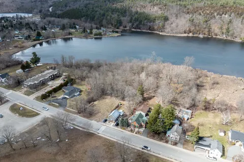 46 Bedford Street, Westport, ON K0G 1X0