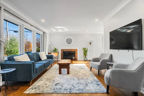 446 Thessaly Circle, Alta Vista and Area, ON K1H 5W5