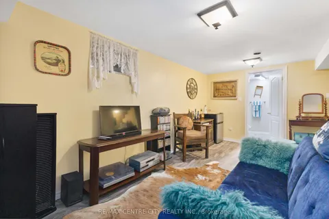 227 Oakland Avenue, ON N5W 4J2