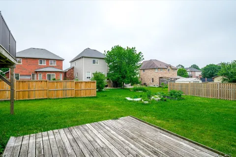 213 Farrier Crescent, ON K9L 0A6