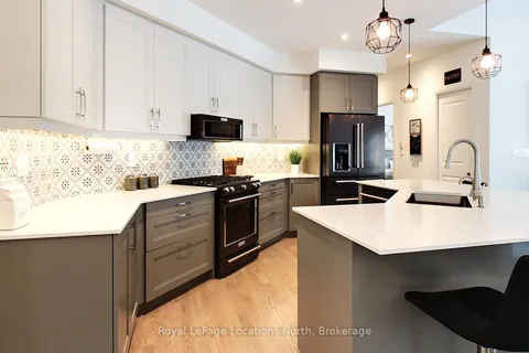 106 Clippers Lane, Blue Mountains, ON N0H 2P0