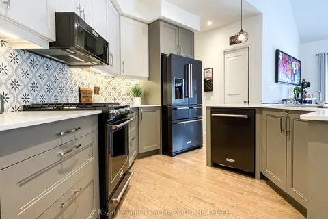 106 Clippers Lane, Blue Mountains, ON N0H 2P0